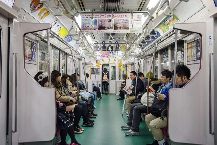 10-desain-kereta-paling-nyeleneh-dalam-sejarah