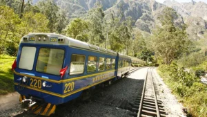 10-kereta-wisata-terbaik-di-dunia-wajib-coba