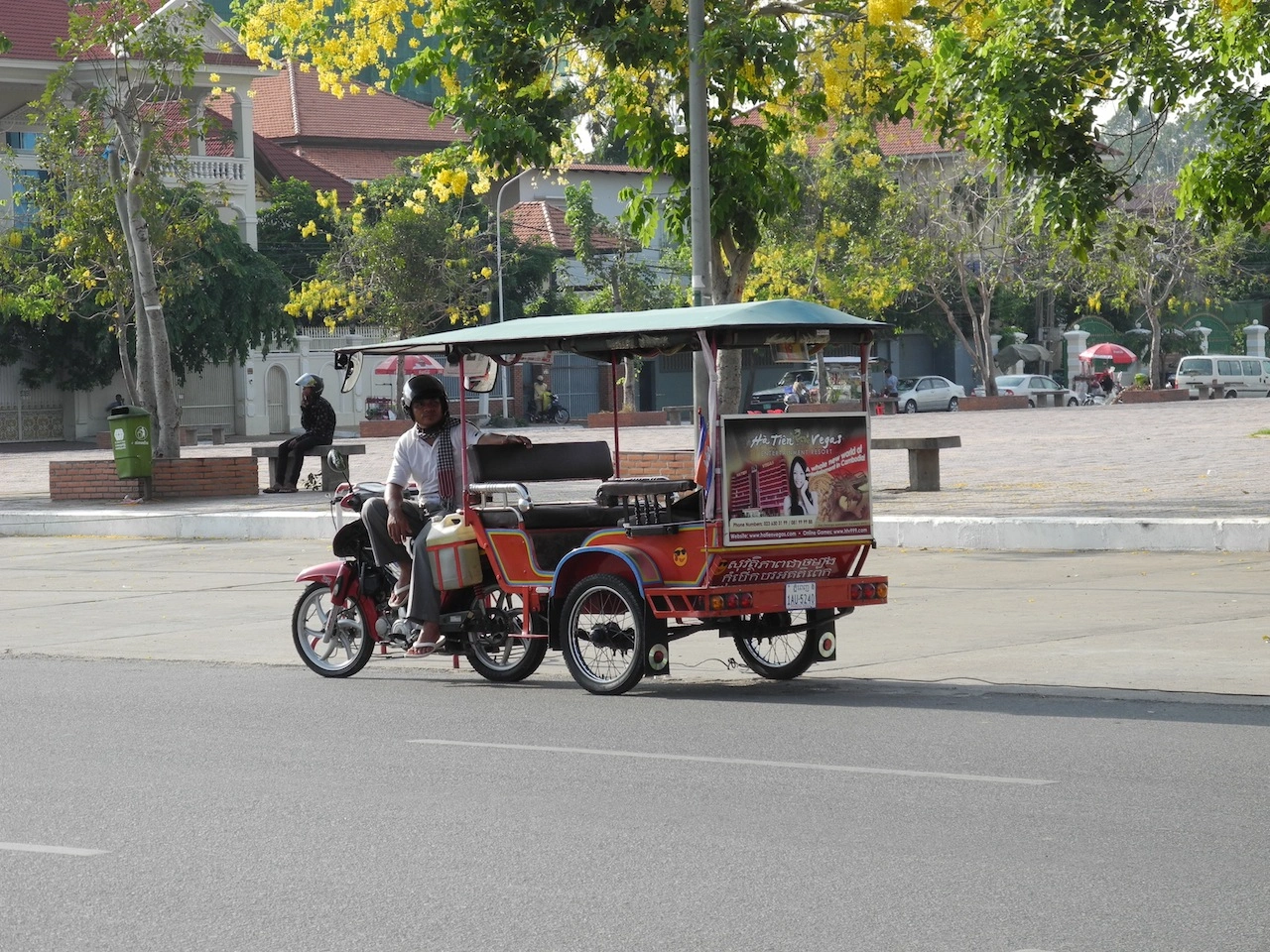 mengenal-transportasi-cambodia-dari-tuk-tuk-hingga-kereta-lokal-yang-wajib-diwaspadai